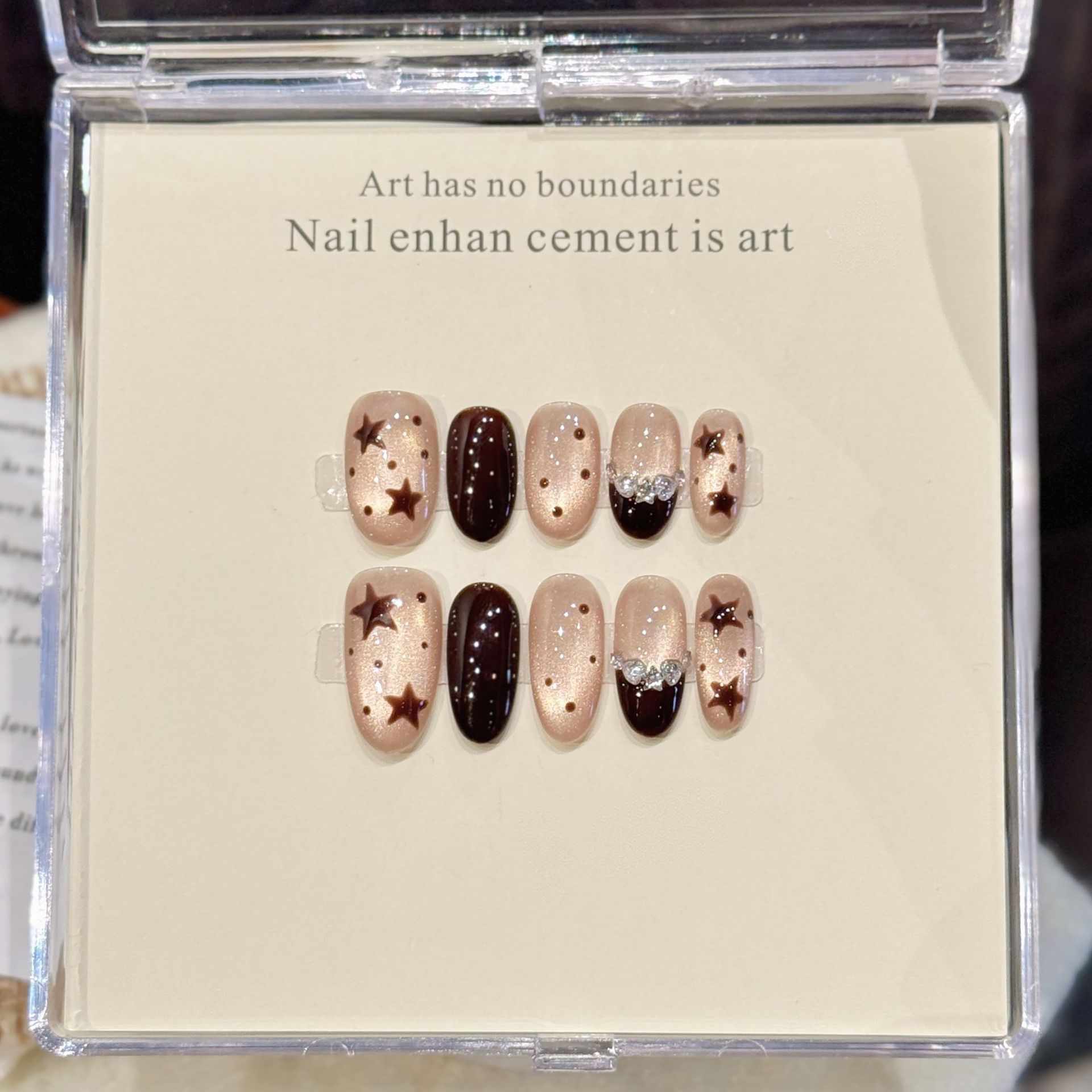 Nail Adhesive Tab - 10 قطع من الأظافر الاصطناعية الفاخرة